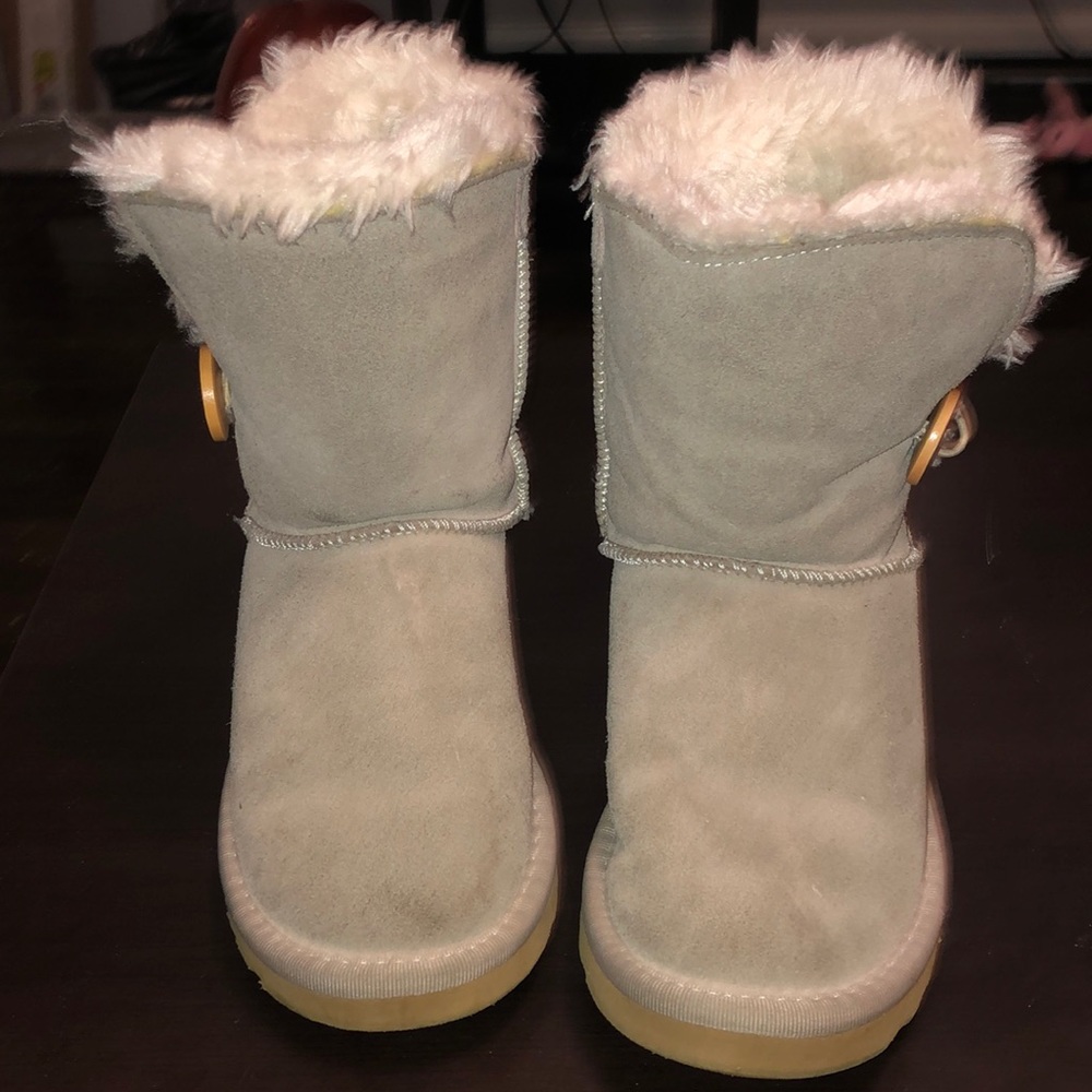 Girls Bailey Button Ugg
